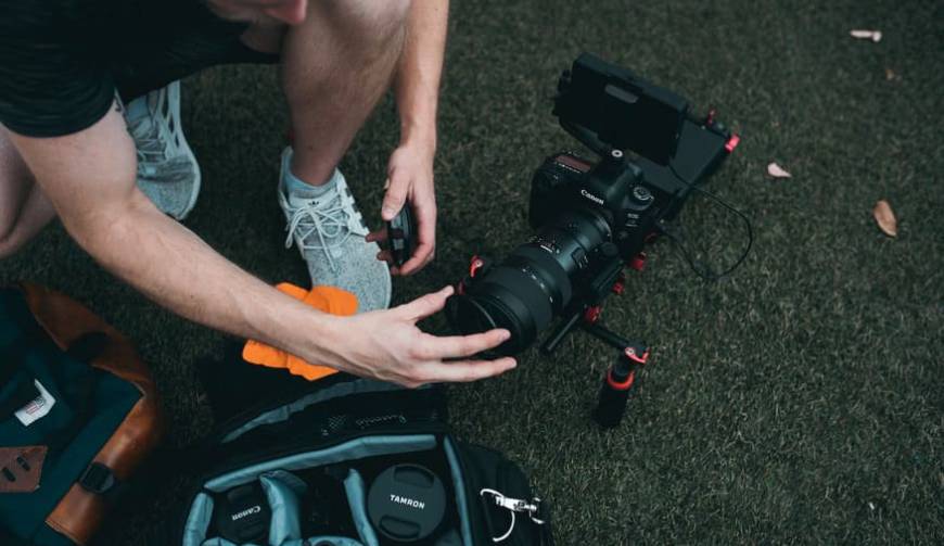 色彩心理学×动态美学，广安产品视频拍摄公司唤醒感官冲击力